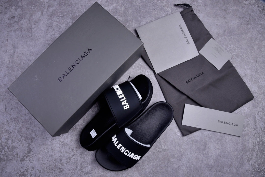 New Balenciaga Slides (Black)